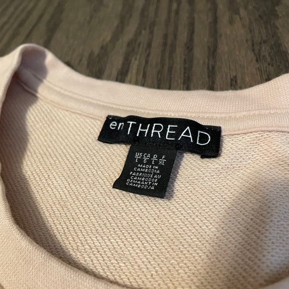 Men’s enThread Crewneck - Picture 3 of 3
